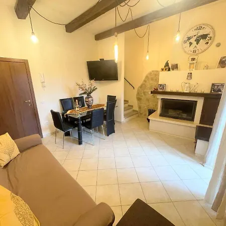 Car Not Necessary Centrally Located, Up Market Apt- Sleeps 46 - Terracebbq Apartamento *