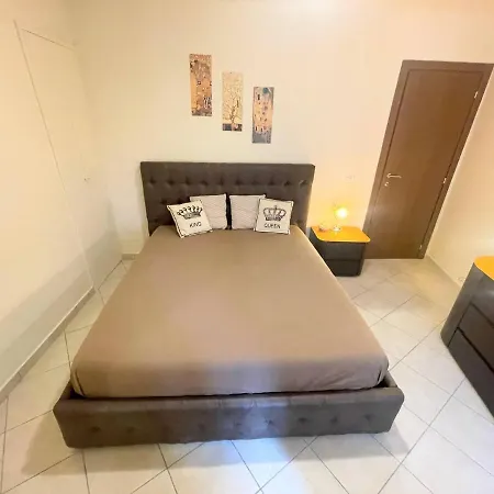 Apartamento Car Not Necessary Centrally Located, Up Market Apt- Sleeps 46 - Terracebbq *
